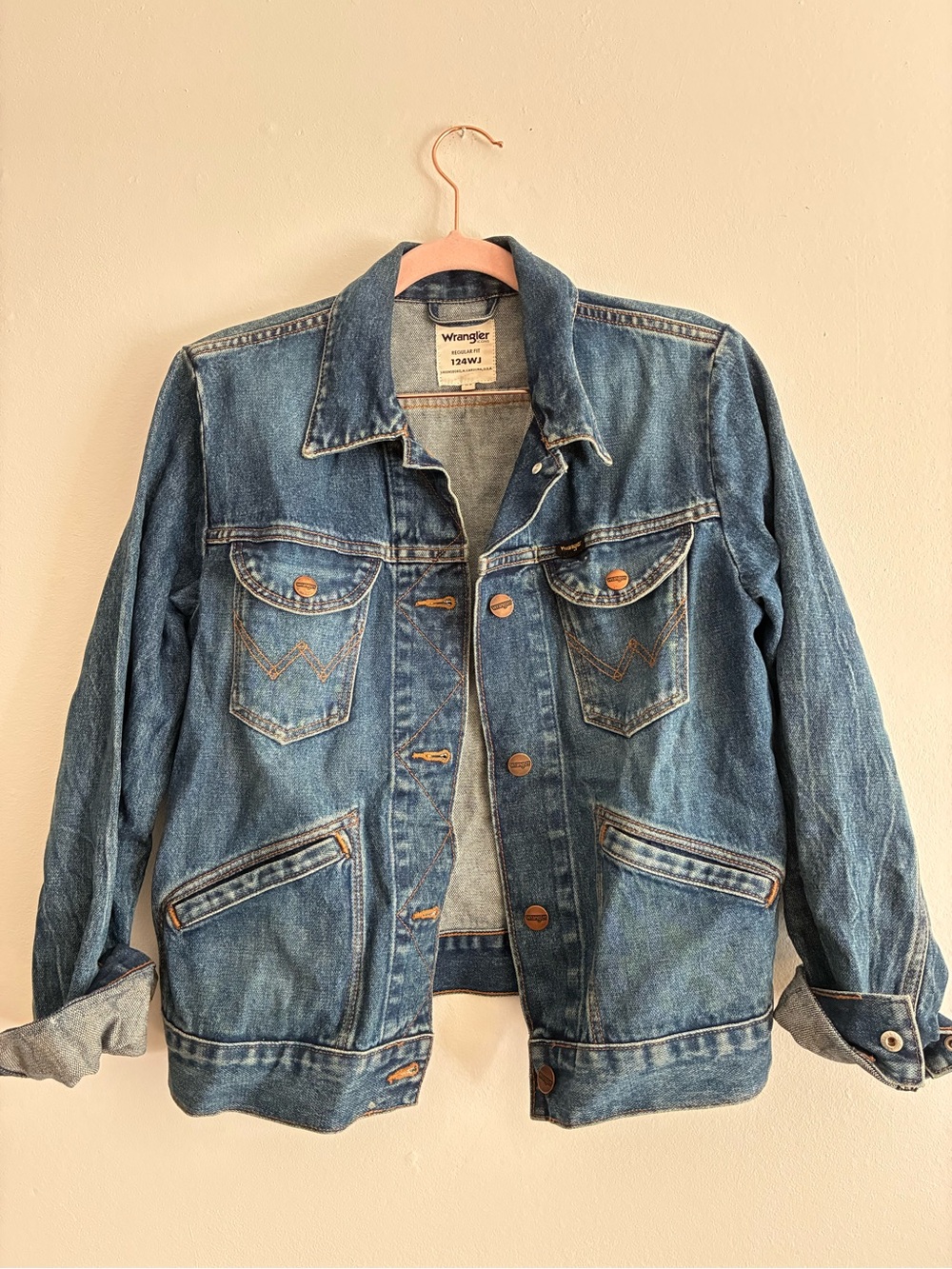 Wrangler Vintage Blue Denim Jacket with Chest Pockets